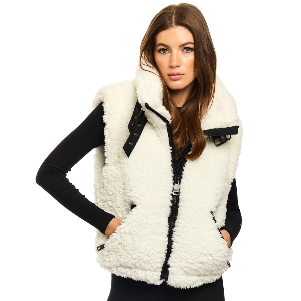 SAM Sherpa Vest in White - Picture 5 of 9